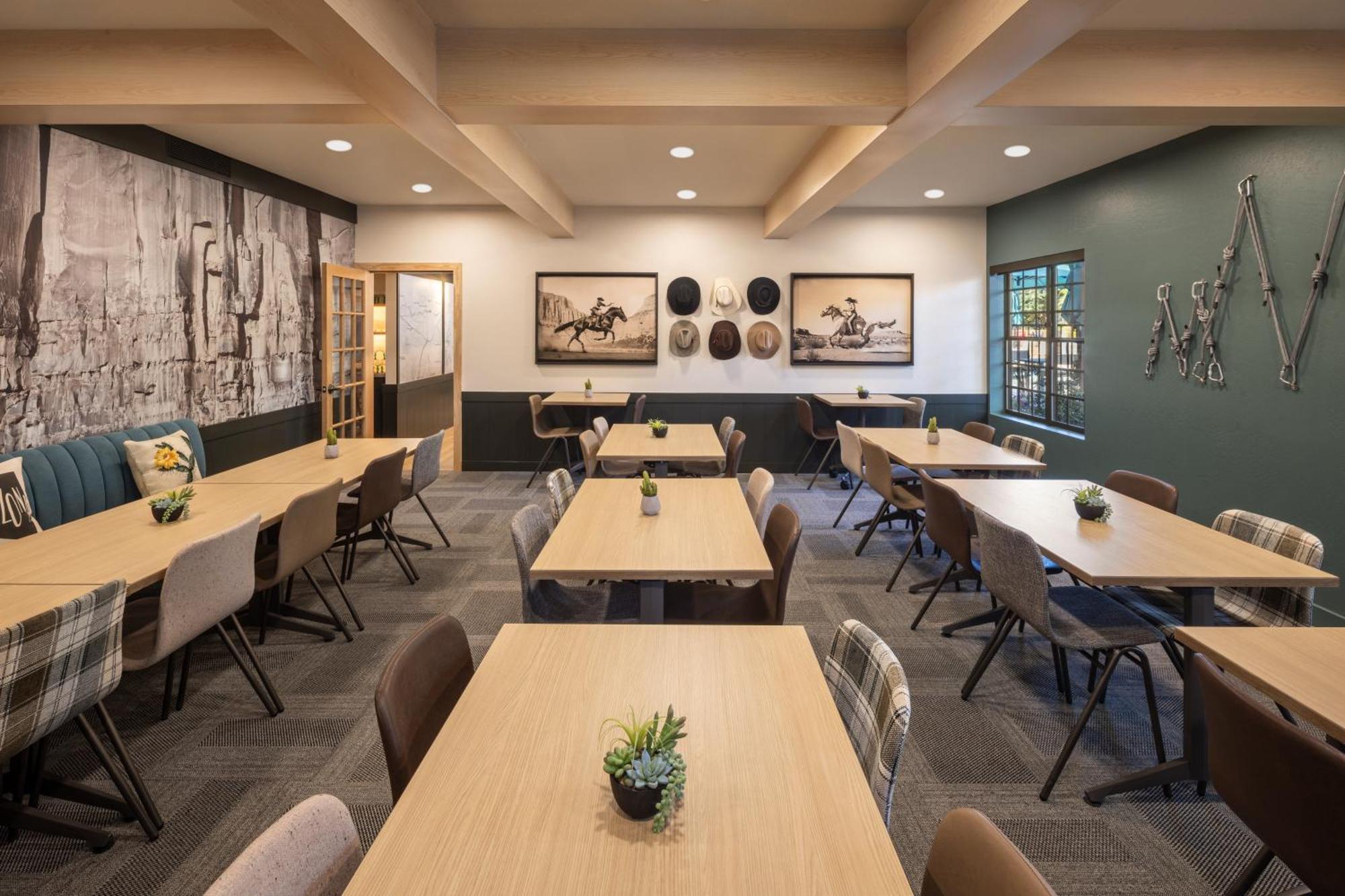 Mountain Modern 3* Sedona