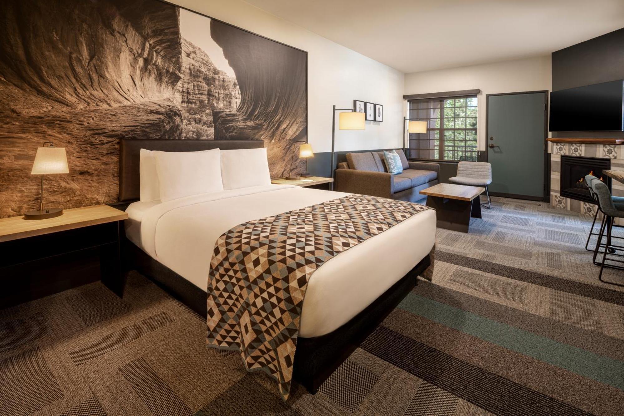 Mountain Modern Hotel